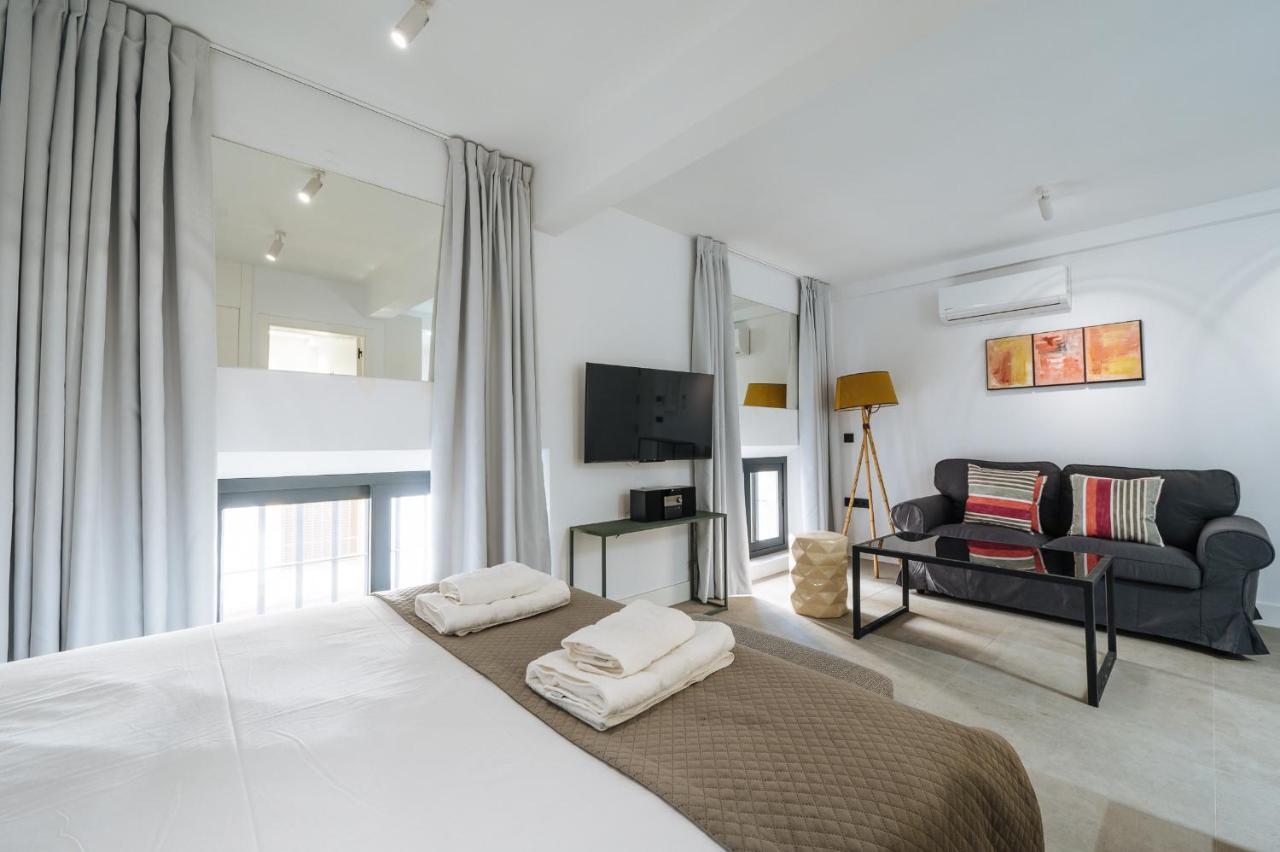 Apartamentos Montevideo 6 Sevilla Exteriör bild