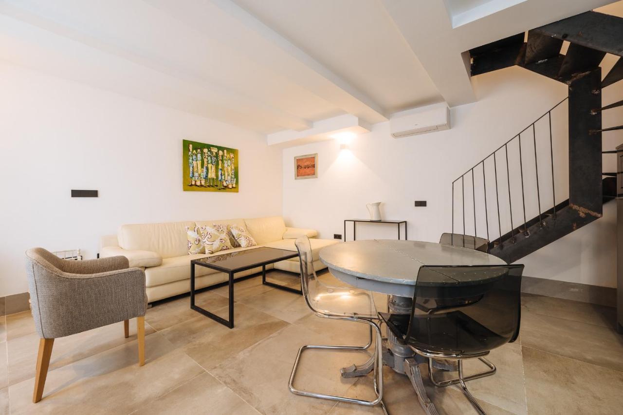 Apartamentos Montevideo 6 Sevilla Exteriör bild